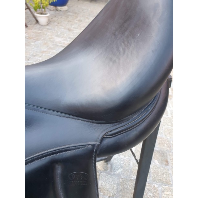 Selle de dressage Devoucoux