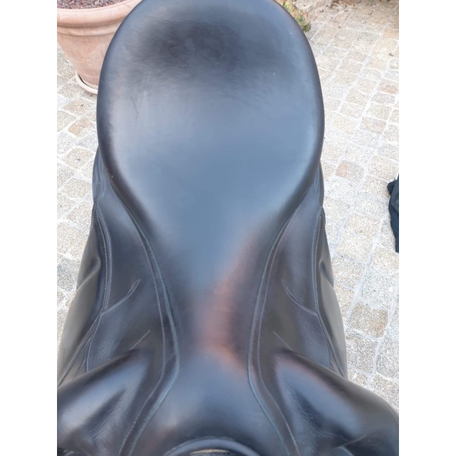 Selle de dressage Devoucoux