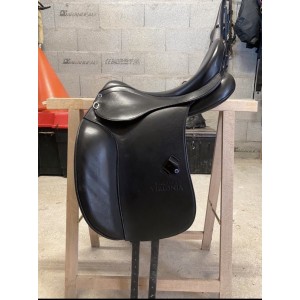 Selle de dressage