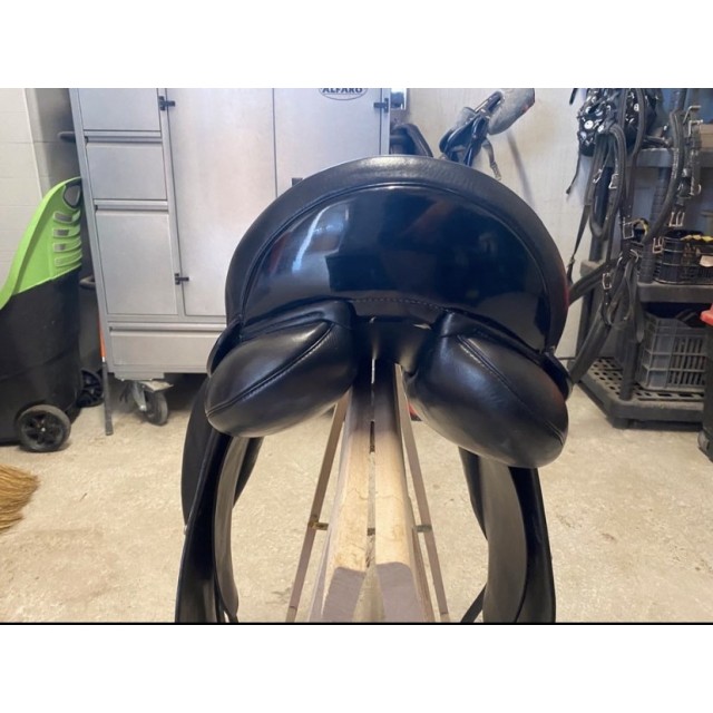 Selle de dressage