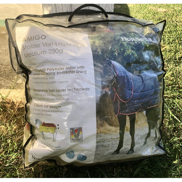 Couverture d’écurie Horseware Amigo Vari-layer 250g taille 145cm