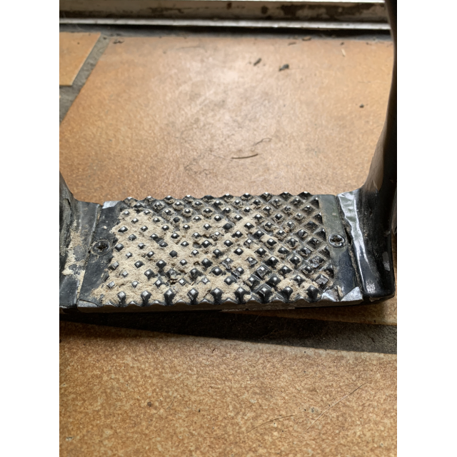 Étriers de dressage