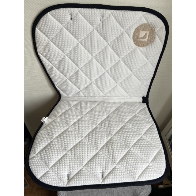Lot tapis + bonnet neuf Childeric