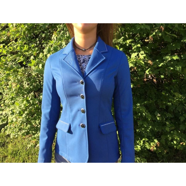 Veste marque AK bleu roi neuve