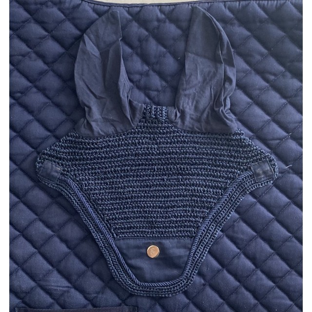 Bonnet A Tiss B