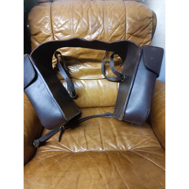 Ensemble sacoches cuir