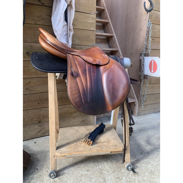 Selle Butet 17 + accessoires