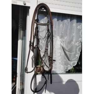 Bridon marron muserolle croisée