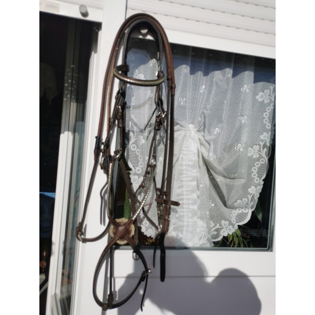 Bridon marron muserolle croisée