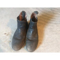 BOOTS T40
