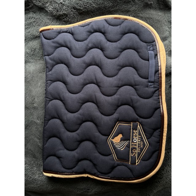 Tapis Jump’in brodé