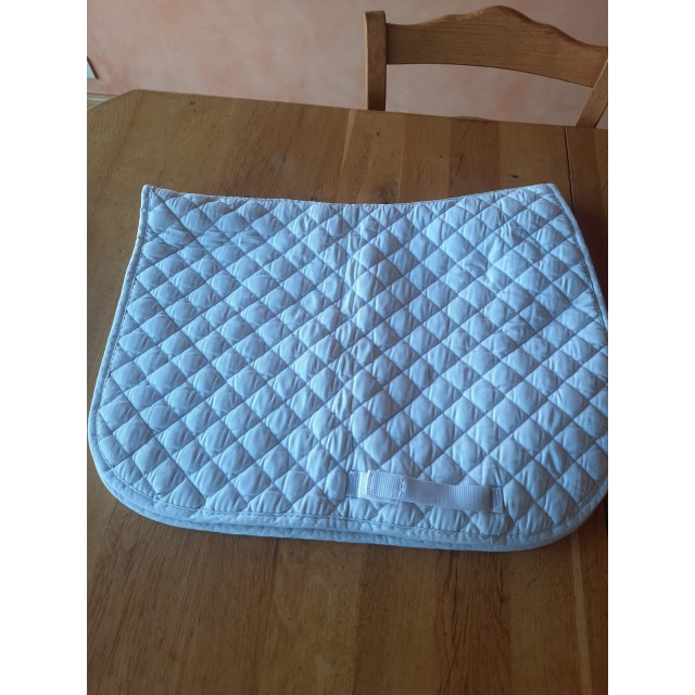 Tapis blanc fouganza