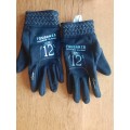 Gants taille 12 ans