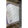 Tapis blanc