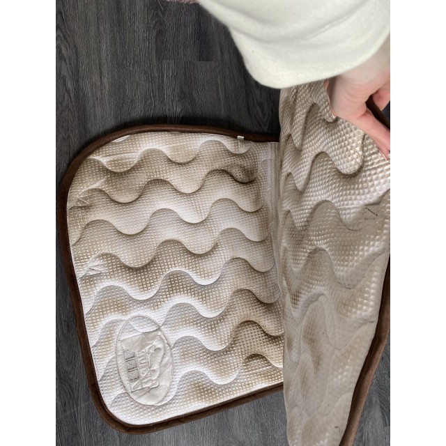 Jump'in - tapis Jumpad Ecusson - bordeaux liseré marron et crème