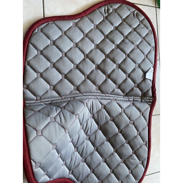 Tapis équithème rouge