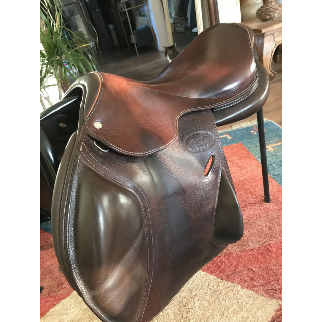 Selle 17 pouces Hervé godignon marron