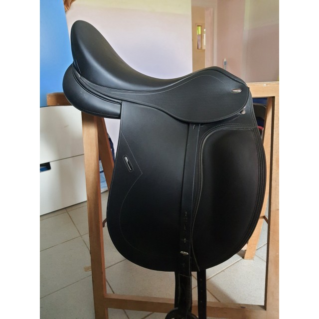 Selle de dressage S8 TEKNA