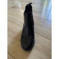 A vendre bottines neuves.