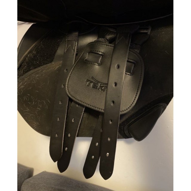 Selle mixte Tekna  (avec étriers et étrivières)