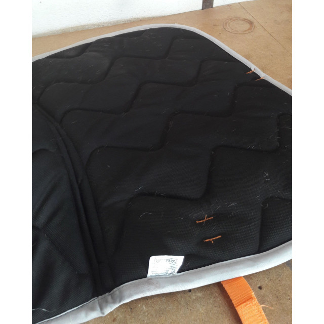 Tapis equithème orange