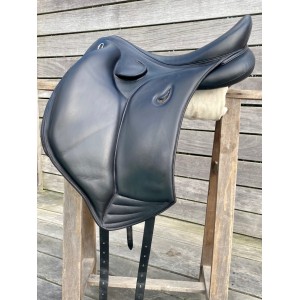 SELLE DEVOUCOUX KORRIKA O NOIRE 17,5 A VENDRE