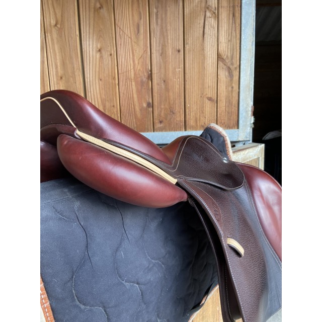 Selle CWD close contact 17,5´´