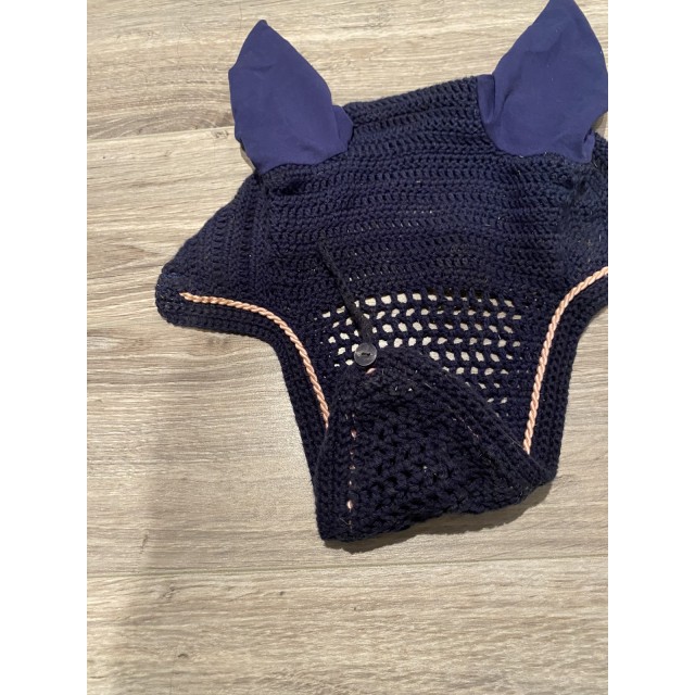 Ensemble bonnet et tapis de la marque harcour