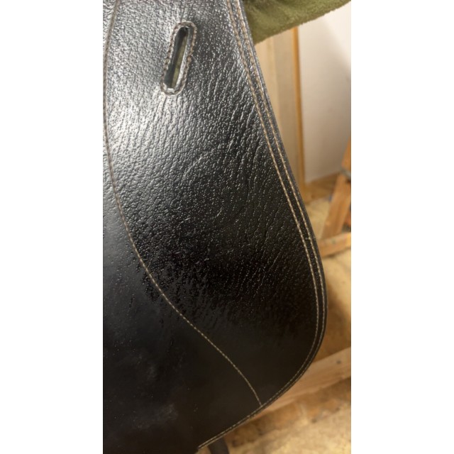 Selle de dressage
