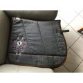Tapis de selle Equiline