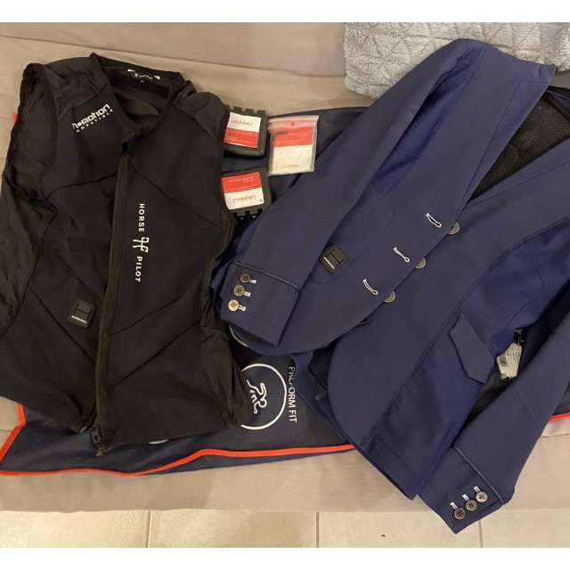 À vendre veste de concours femme Horse Pilot + Air bag + surgilet d’airbag