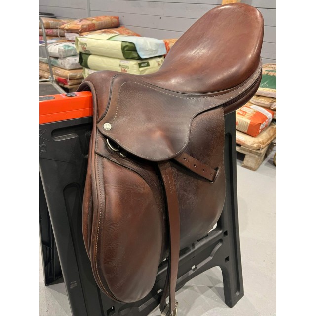 Selle Antares 17 pouces