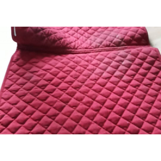 Tapis de selle rouge