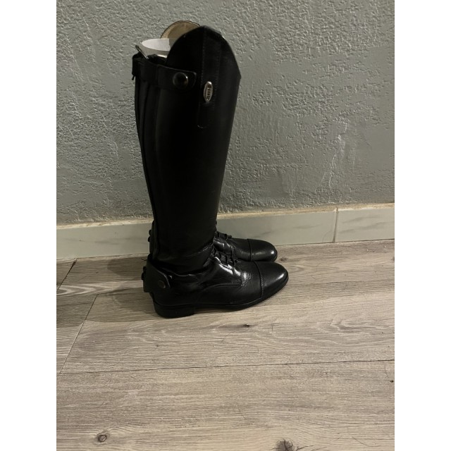 Bottes busato taille 33
