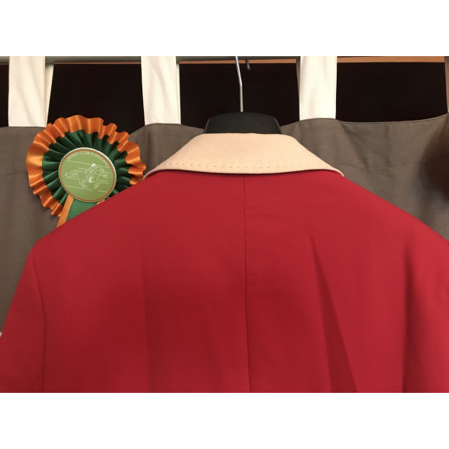 Veste GPA Rouge neuve T.40