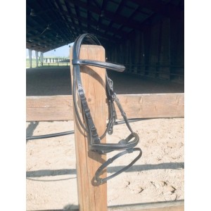 Filet TATTINI modèle DASLO noir surpiqué - taille COB - (vendu sans rênes)