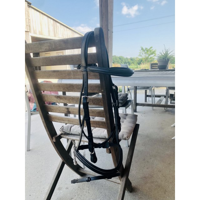 Filet TATTINI modèle DASLO noir surpiqué - taille COB - (vendu sans rênes)