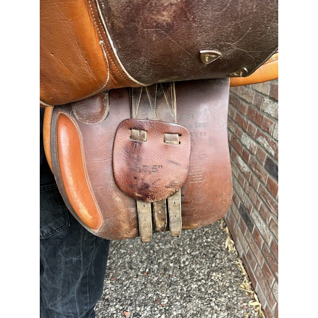 selle en cuir marron