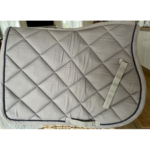 Tapis gris equithème