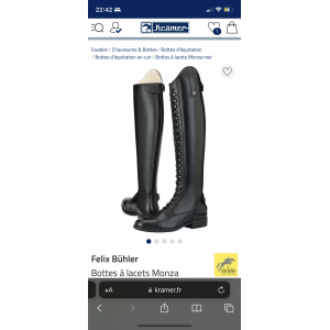 Bottes noires à lacets
