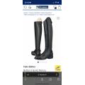 Bottes noires à lacets