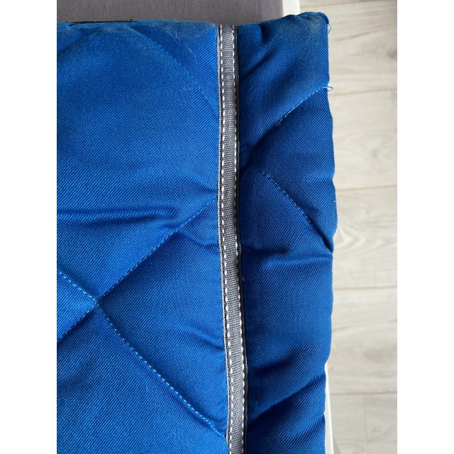 tapis bleu equi-thème