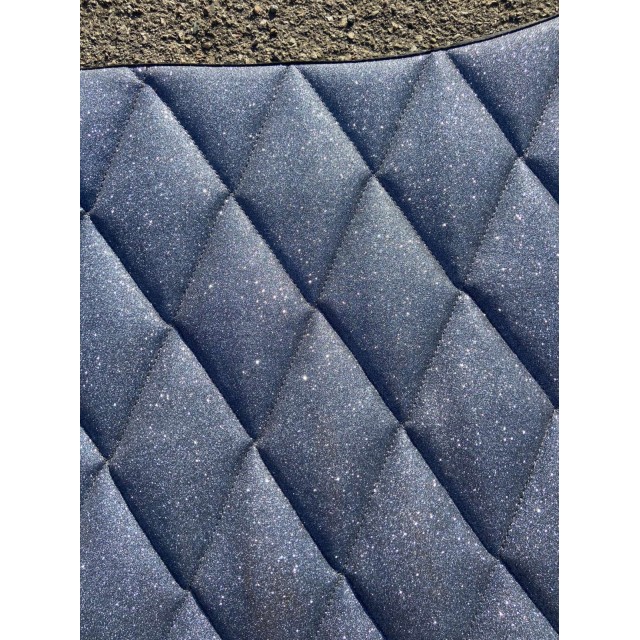 Tapis equitheme à paillettes
