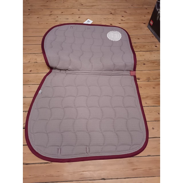 Tapis Velvet Kentucky Framboise et tapis Harcour Bordeaux