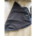 COUVERTURE D'EXTÉRIEUR HORSEWARE AMIGO 6' 130 CM