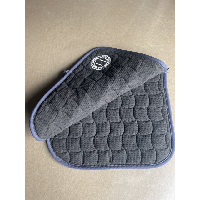 Tapis harcour bleu marine