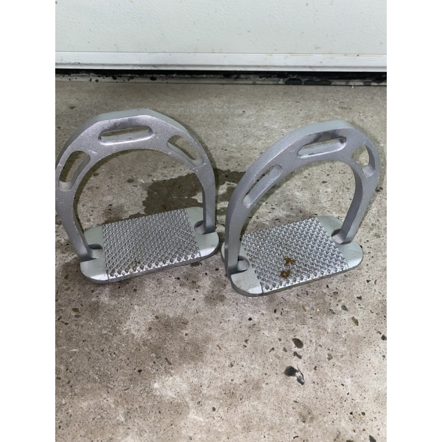 Étrier Félix Buhler