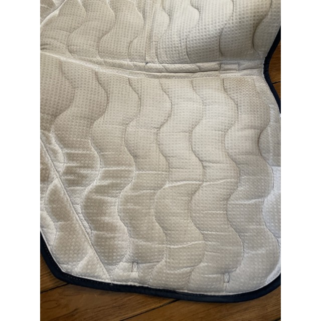 tapis bleu marine
