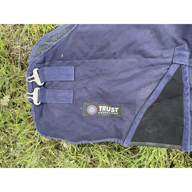 Couverture imper Trust chaude