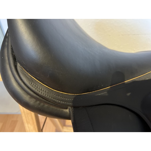 Selle dressage CHILDERIC DAC 17,5